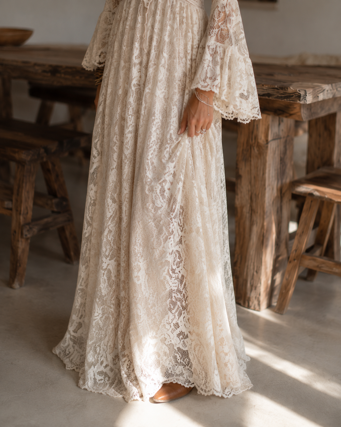 Rosalia | Maxi Dress with V-Neck and Flared Sleeves