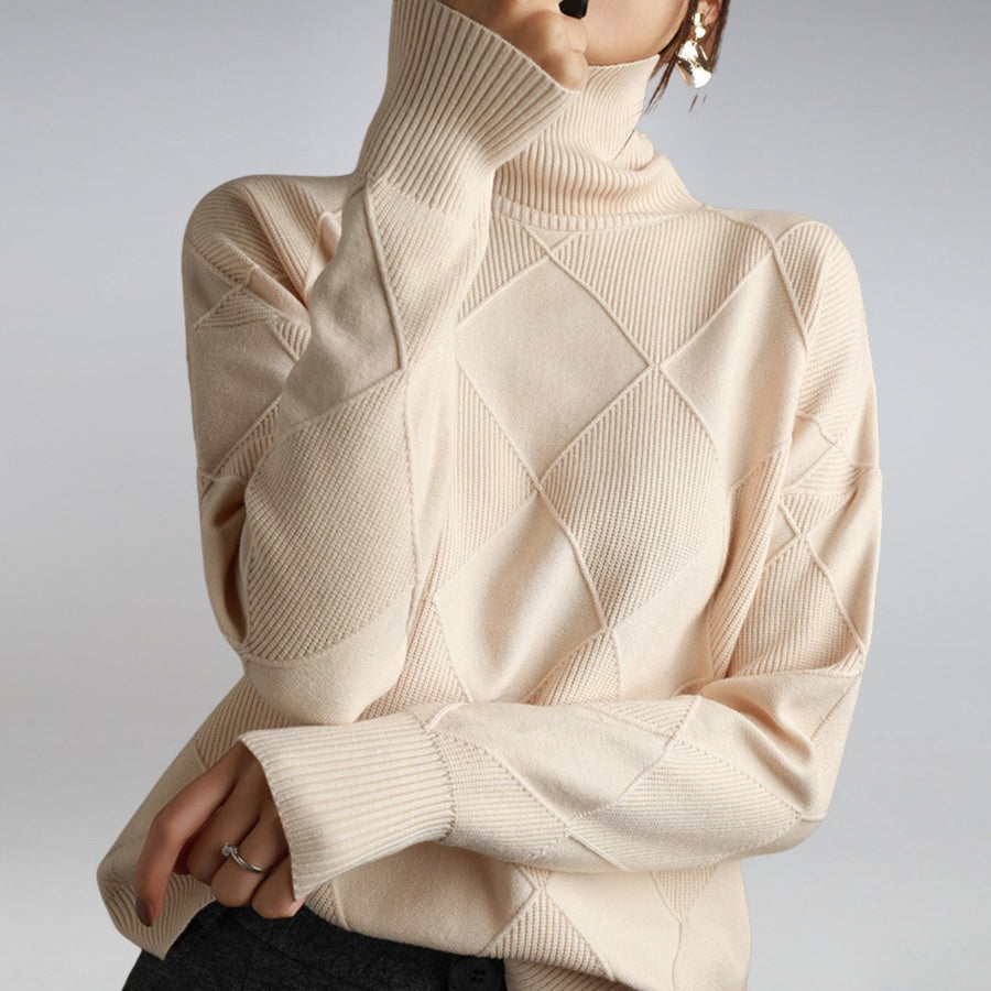 Linda | Elegant Turtleneck Sweater