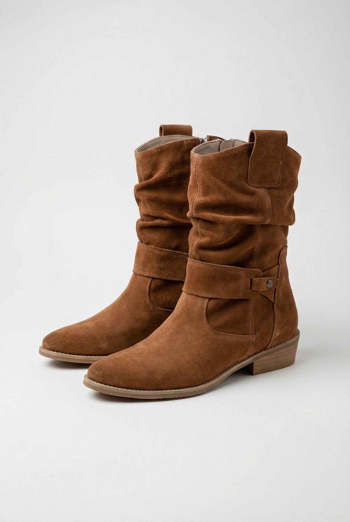 Éveline | Camel Ankle Boots with Retro Style
